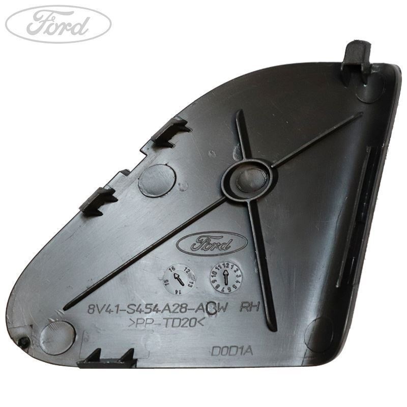 REAR LAMP BRACKET COVER