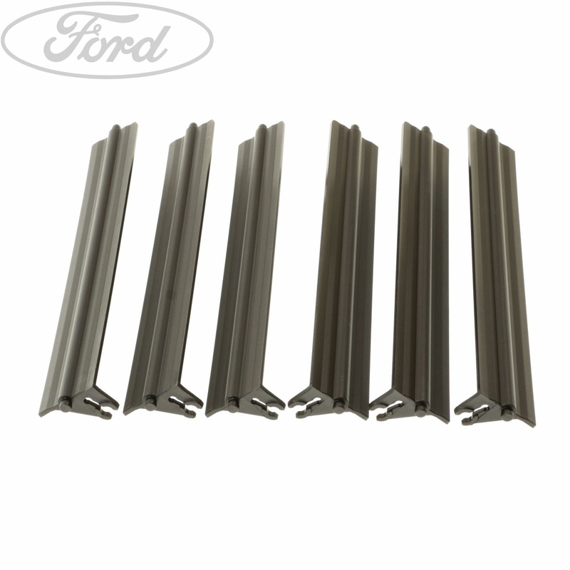 FRONT BODY AIR DEFLECTOR VANE PANEL