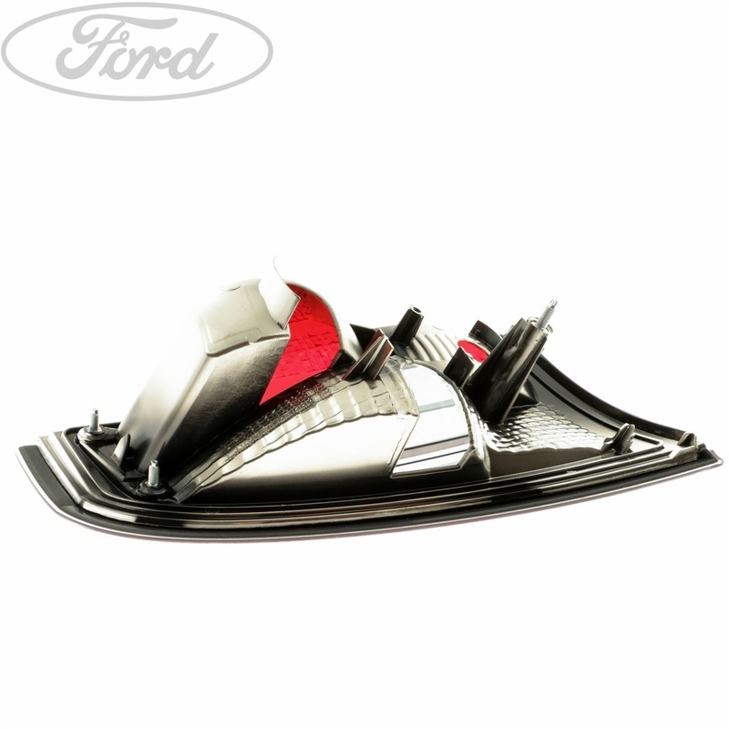 S-MAX WA6 INNER REAR DRIVER SIDE RIGHT TAIL LIGHT LAMP CLUSTER