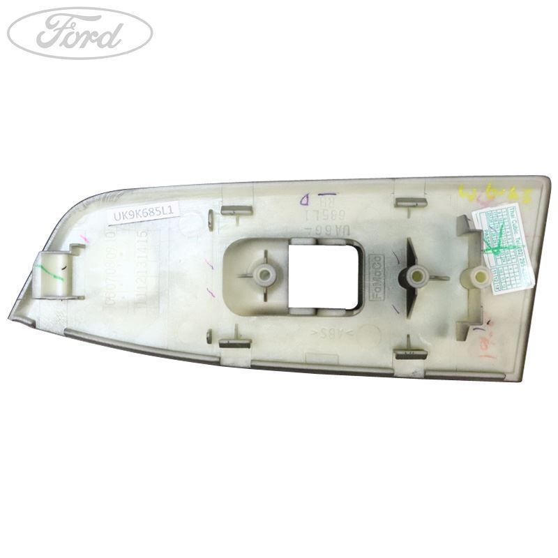 EVEREST REAR O/S ELECTRIC WINDOW SWITCH BEZEL BLACK 2013-