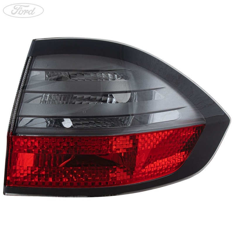 S-MAX WA6 OUTER RIGHT REAR O/S TAIL LIGHT LAMP CLUSTER