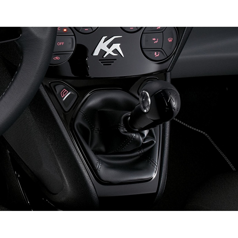 KA GEAR LEVER KNOB PIANO BLACK WITH BLACK LEATHER INSERT
