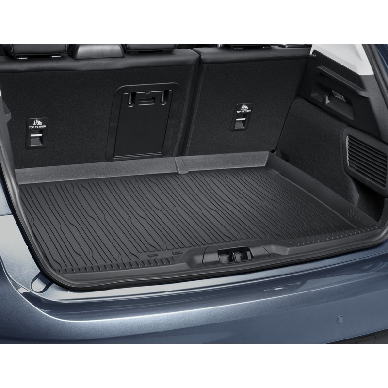 FOCUS 5 DOORS HATCHBACK REAR RUBBER BOOT LINER, BLACK WITH FOCUS LOGO, 2018 – ONWARD