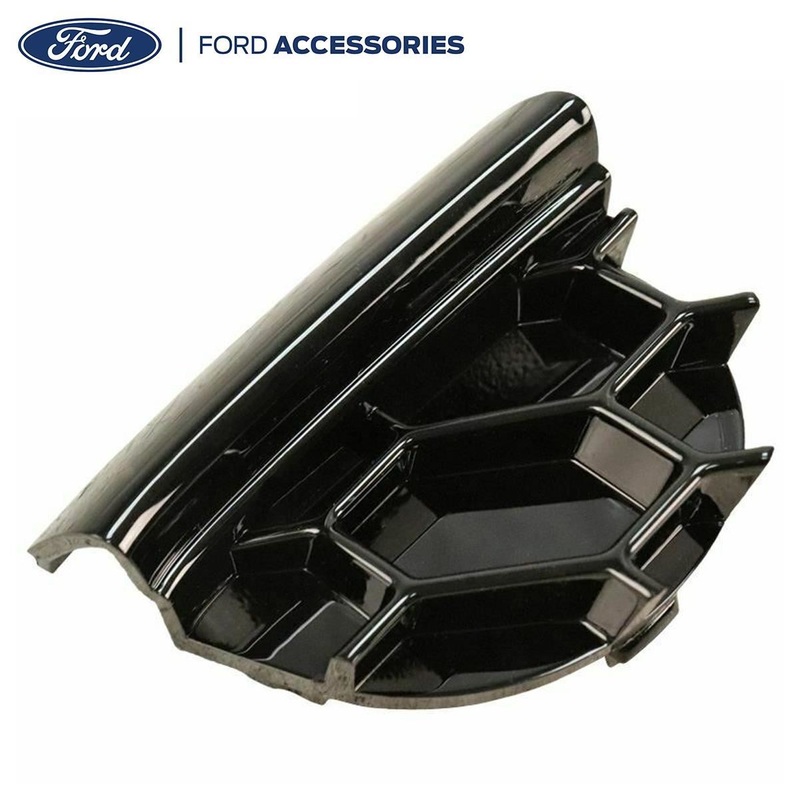 FOCUS ST FRONT BUMPER TOWING EYE COVER CAP 2014-2018
