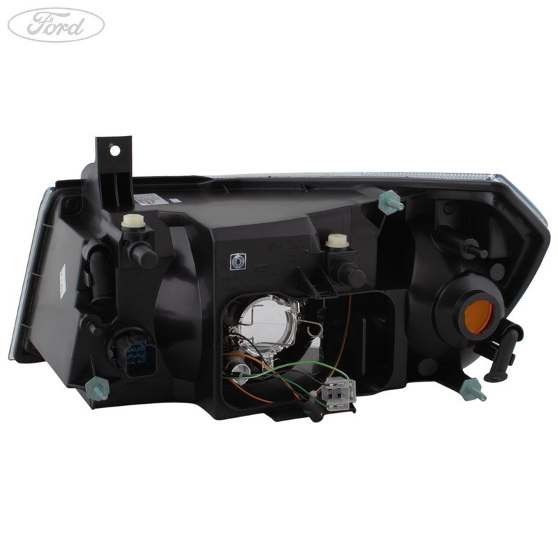 TRANSIT FRONT O/S HEAD LIGHT LAMP WITH LEVELLING 02-06