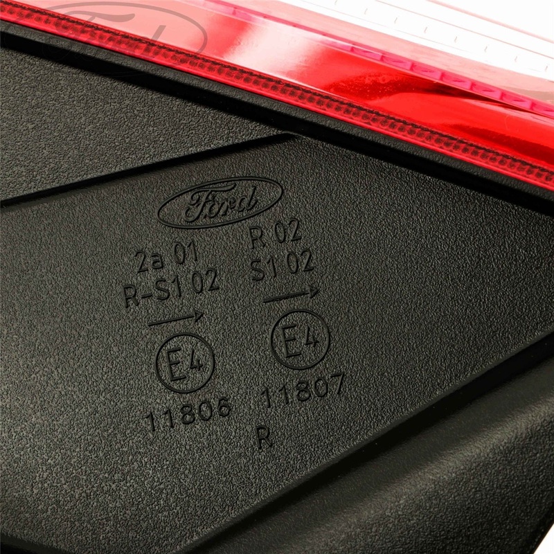 FOCUS MK2 REAR DRIVER SIDE TAIL LIGHT LAMP CLUSTER INC. BULBS 08-11