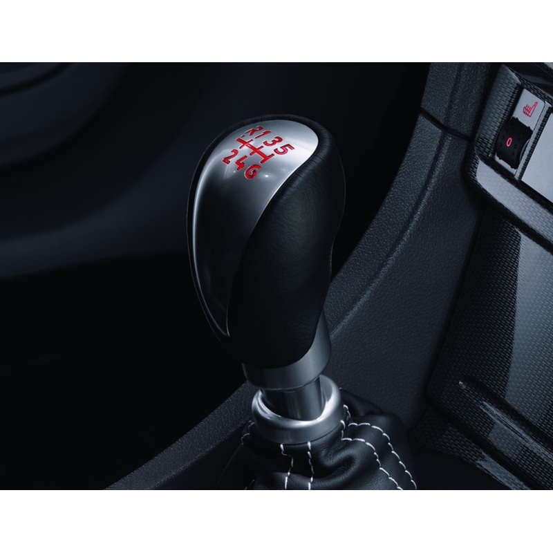 FOCUS GEAR LEVER KNOB WITH FITTING 5-SPEED TRANSMISSION.,  12/2007  07/2011