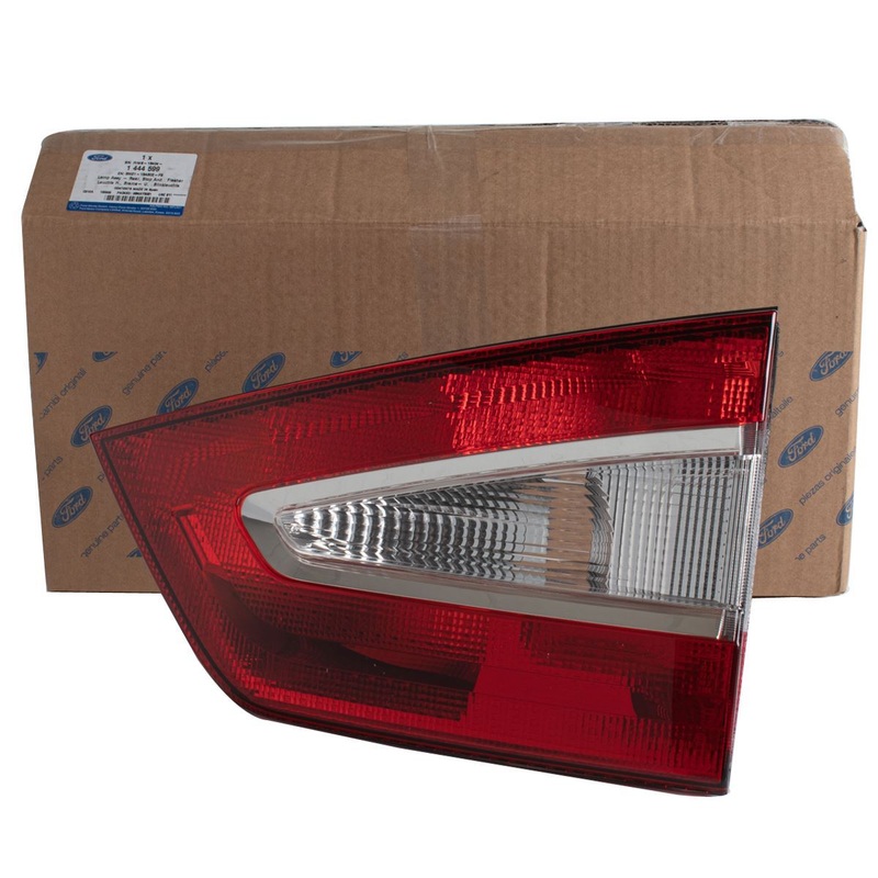 GALAXY WA6 INNER REAR O/S RIGHT TAIL LIGHT LAMP CLUSTER