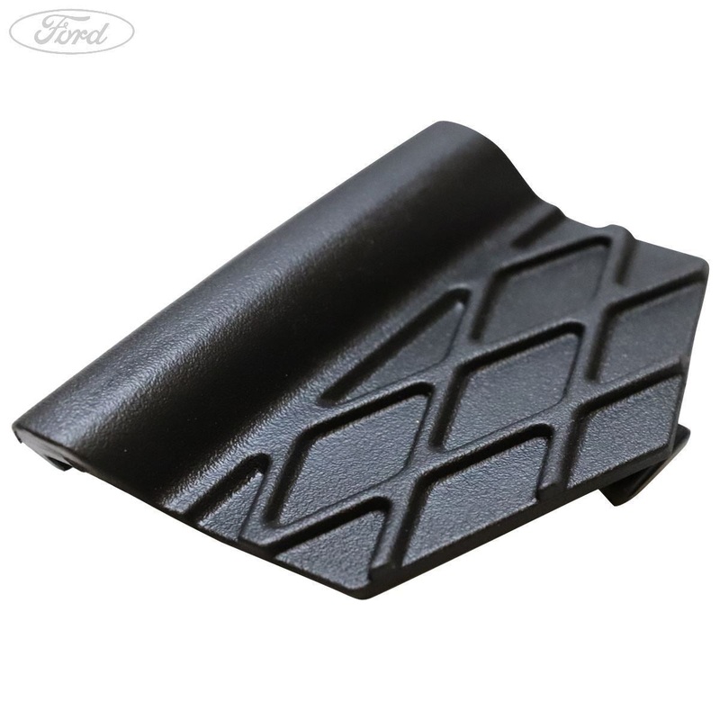 KUGA O/S FRONT LOWER GRILLE & TOW HOOK COVER CARBON